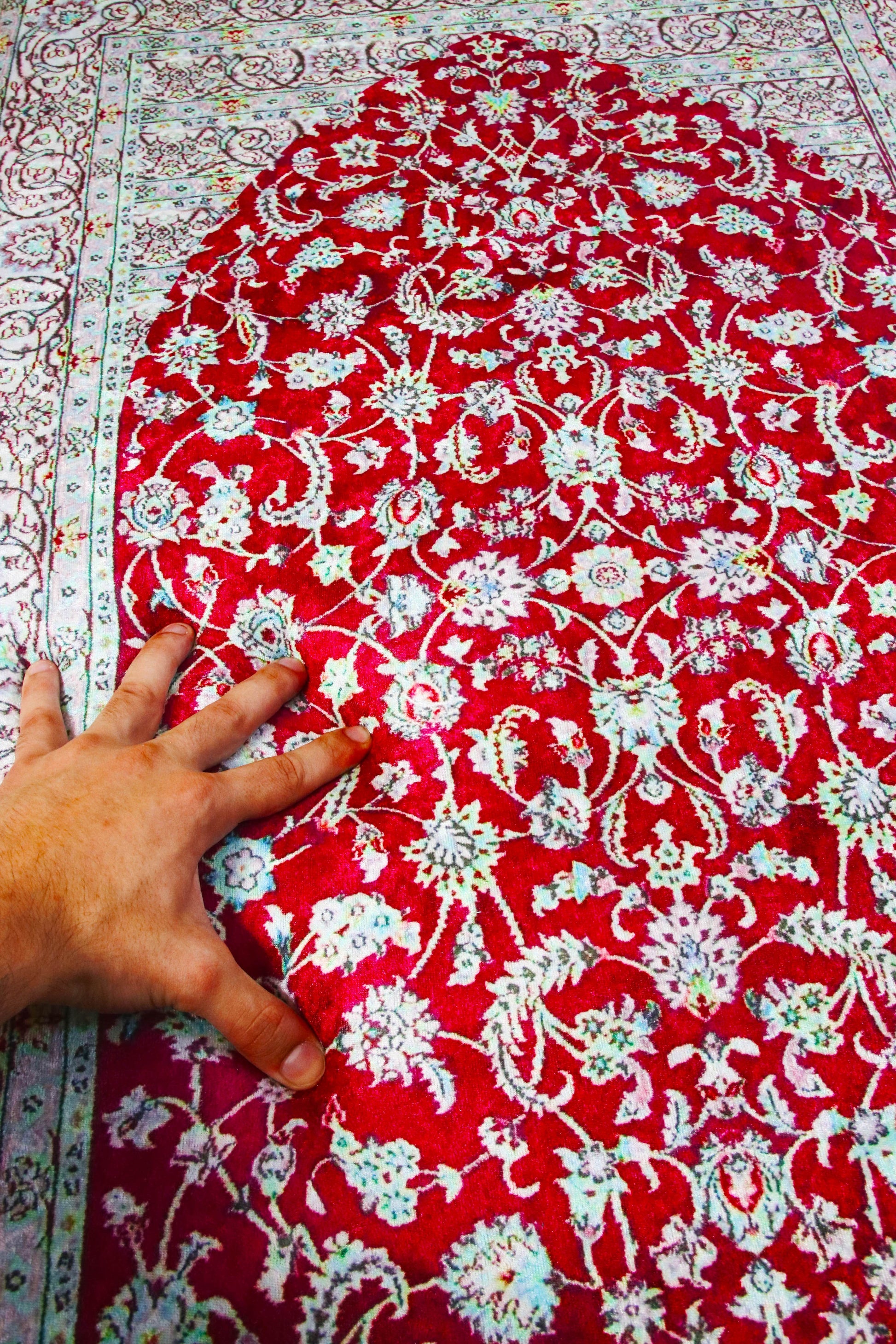 3 CM Süngerli Ortopedik Seccade - Bordo Kadife Çeyizlik Diz Ağrıtmaz Seccade - Carpetella