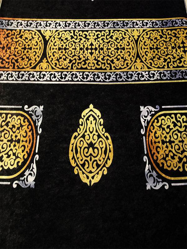 3 CM Süngerli Ortopedik Seccade - Siyah Gold Kabe Desenli Ortopedik Seccade - Carpetella