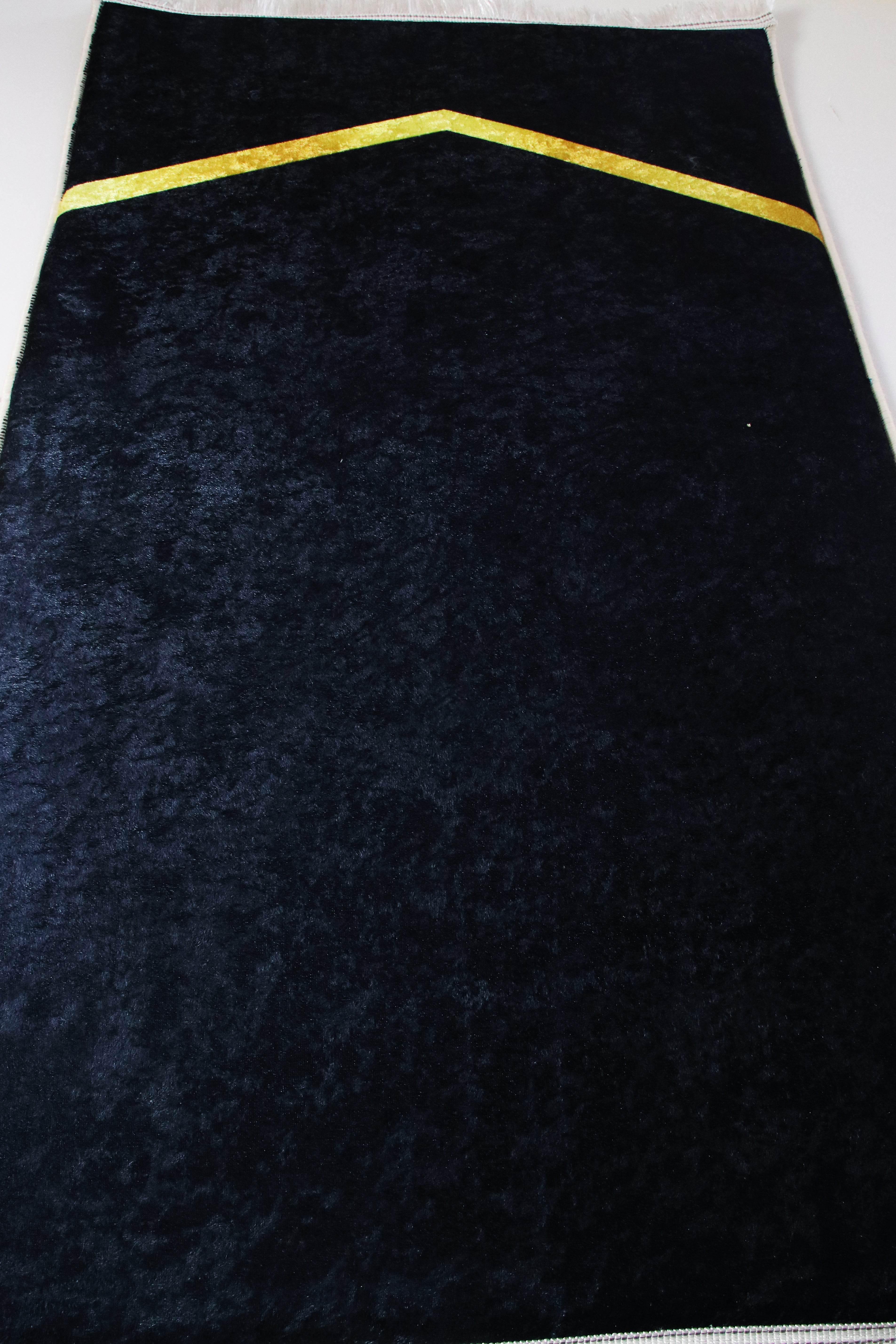 3 CM Süngerli Ortopedik Seccade - Siyah Sade Minimalist Ortopedik Seccade - Carpetella