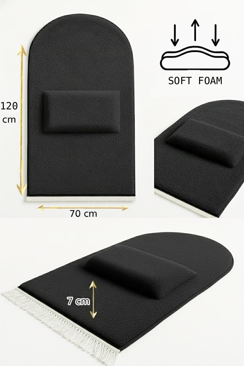 7 cm süngerli ortopedik peluş siyah seccade, kalın yapılı, yumuşak yüzeyli, kaymaz tabanlı, beyaz overlok kenarlı Carpetella seccade