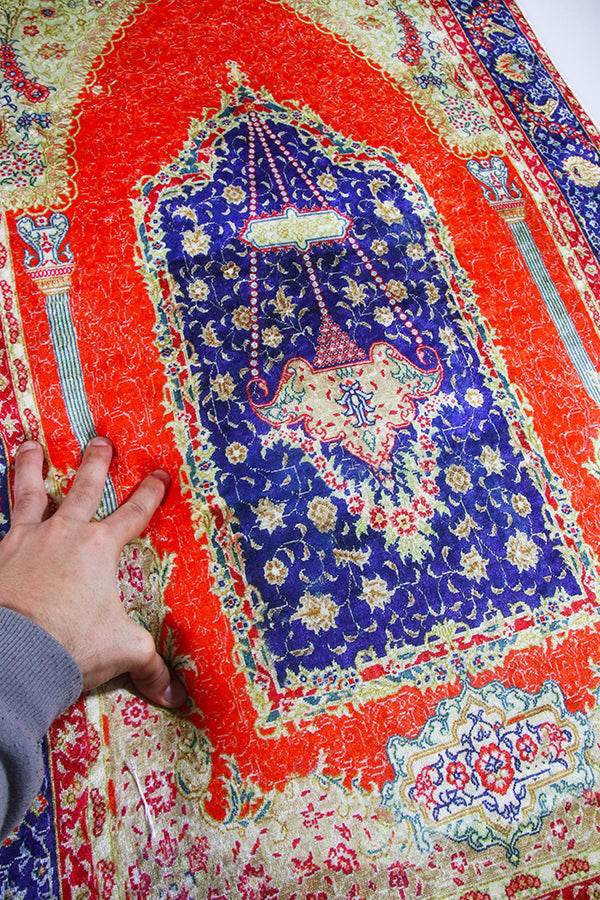 3 CM Süngerli Ortopedik Seccade - Kırmızı Kadife Çeyizlik Kaymaz Seccade - Carpetella