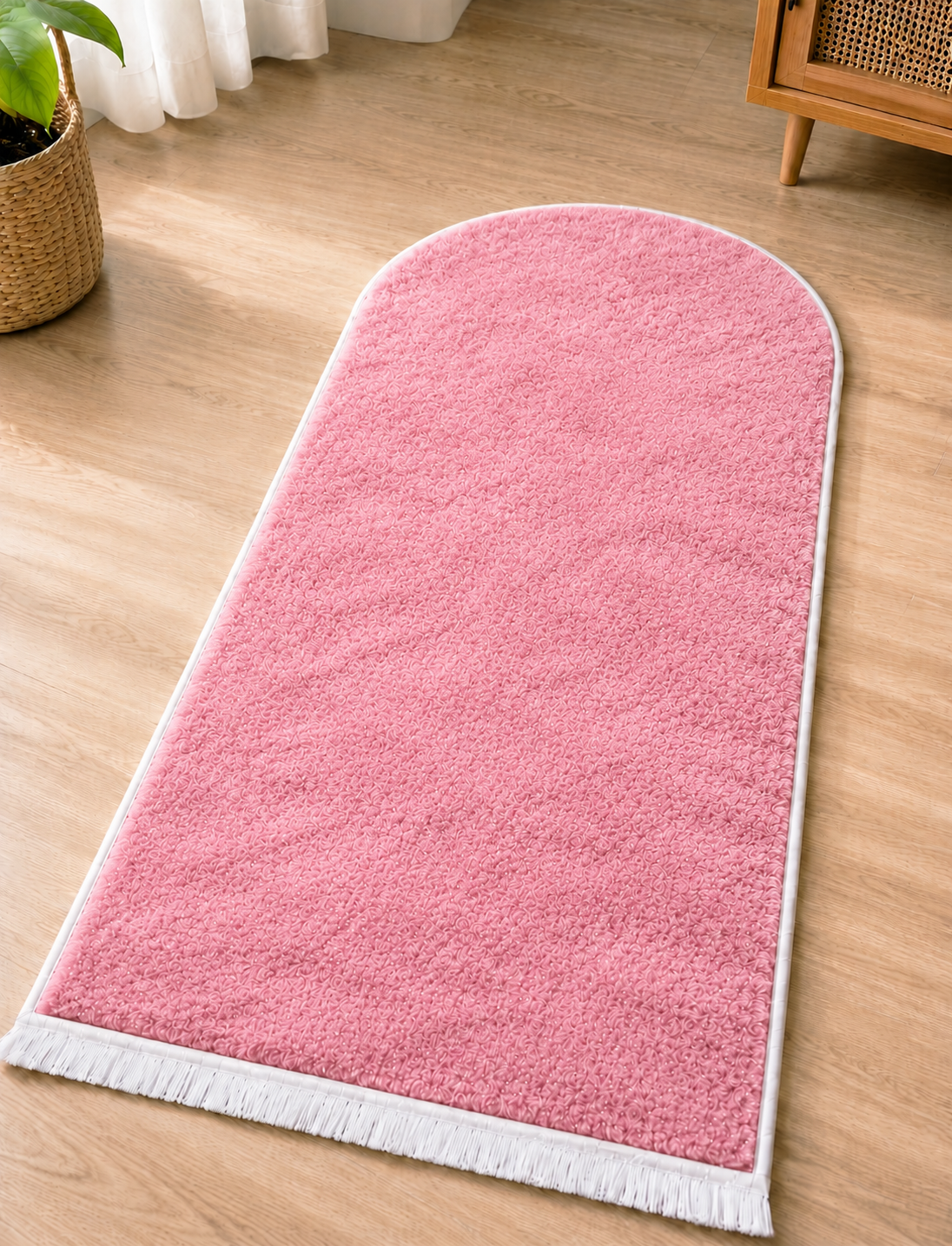 Sultan Boy Büyük Seccade Pembe 70x140 cm – Yumuşak Peluş, Kaymaz Tabanlı