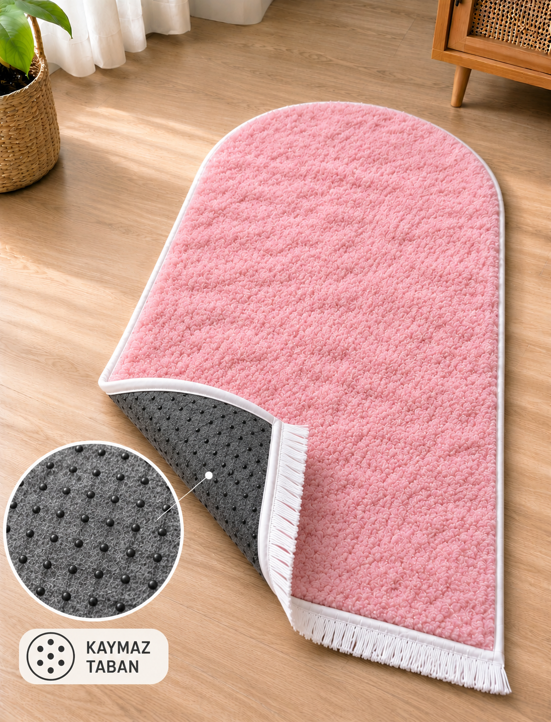Sultan Boy Büyük Seccade Pembe 70x140 cm – Yumuşak Peluş, Kaymaz Tabanlı