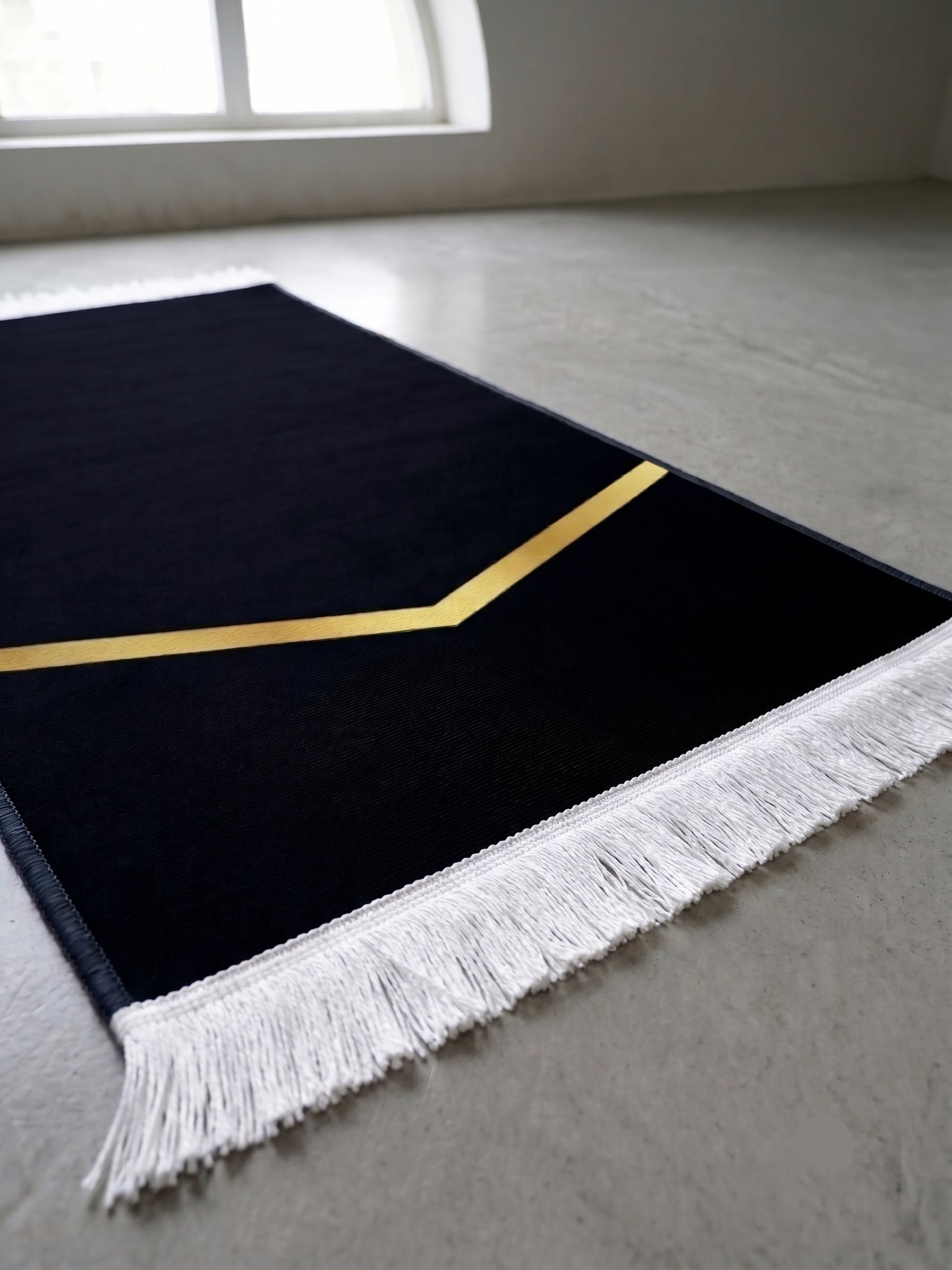 Kadife Seccade Kaymaz Taban - Minimal