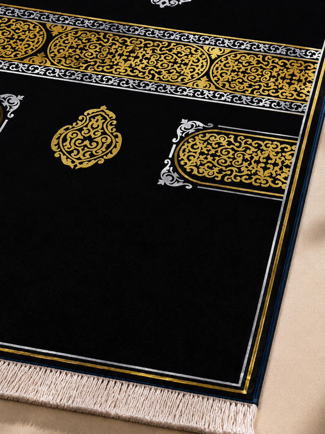 Kadife Seccade Kaymaz Taban - Gold Siyah