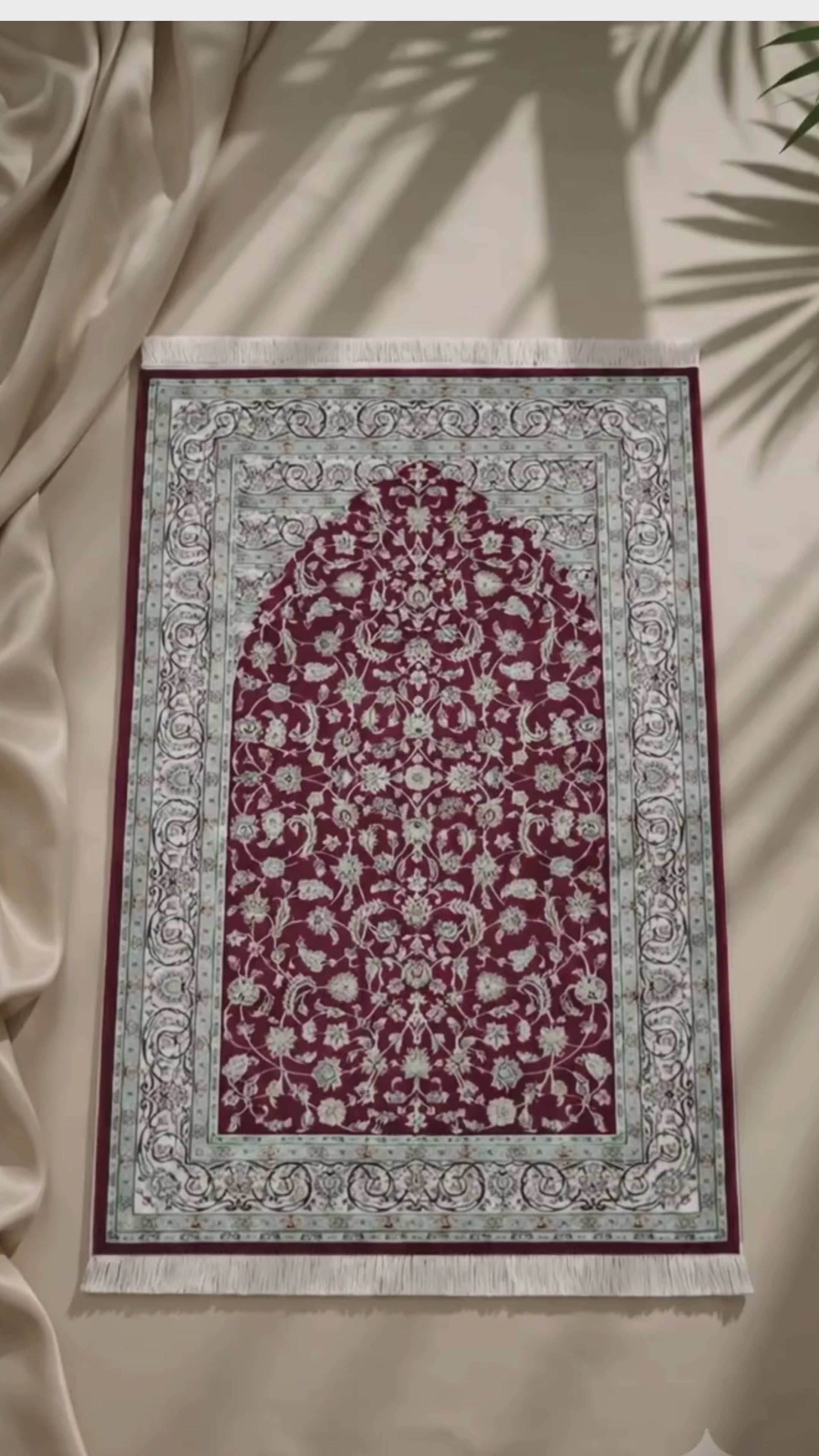 Videoyu yükle: Kadife Seccade Kaymaz Taban - Bordo