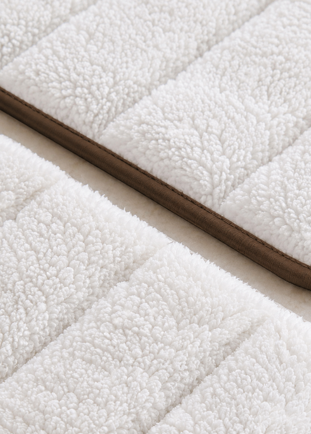 Süngerli Banyo Paspası Seti Kaymaz Taban - Beyaz Peluş